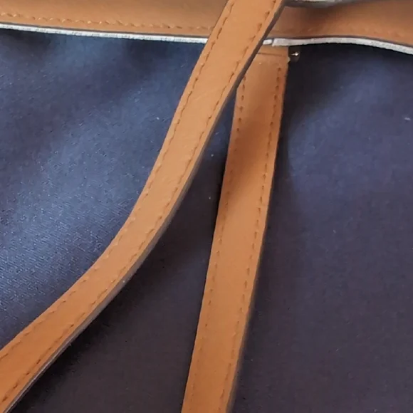 Michael Kors Cream and Brown Tote Bag with Signature Charm - Picture 14 of 17